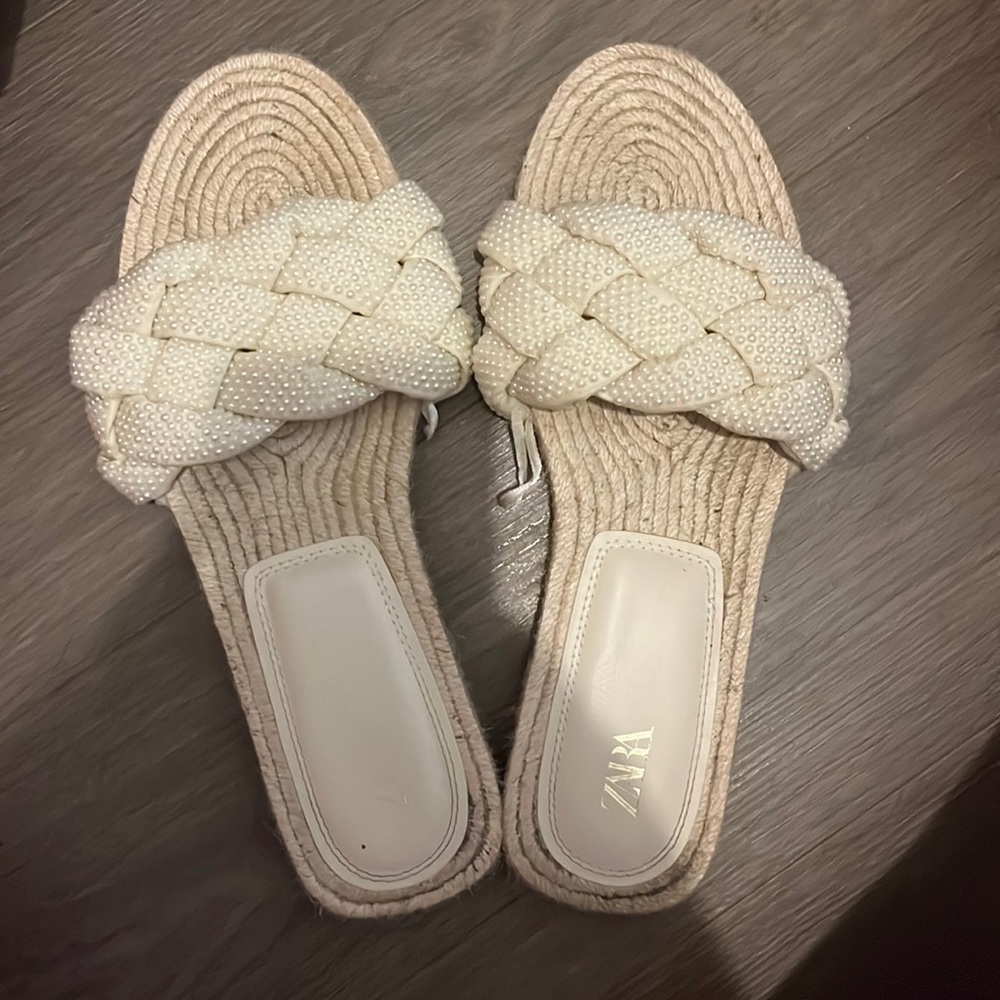Zara Knit Pearl Sandals